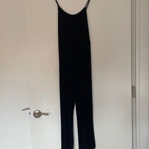 Reformation Mena Jumpsuit. Black. Size 2.